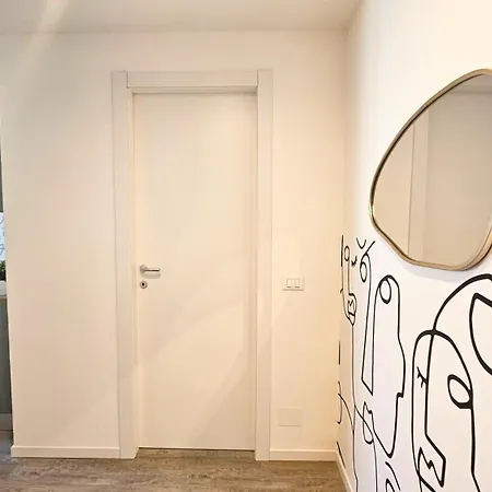 Civicodieci Apartment *